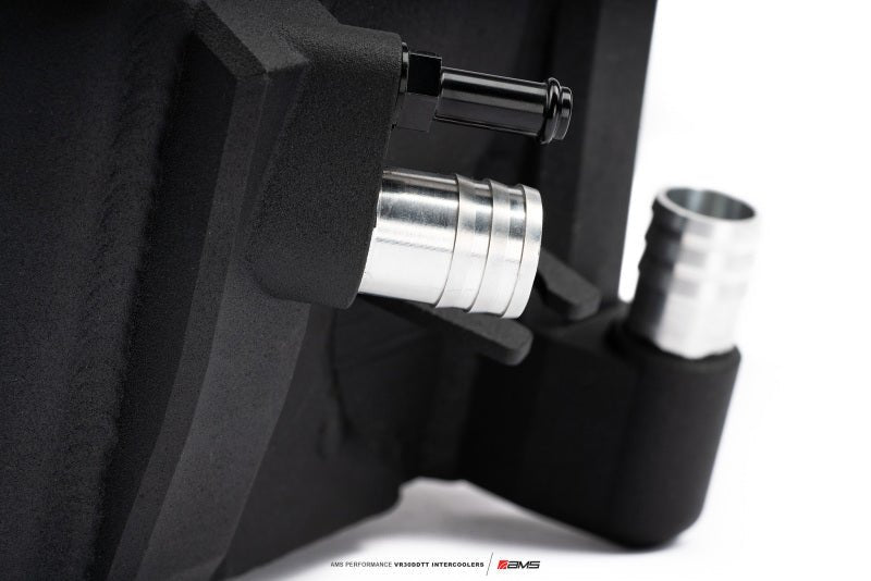 AMS Performance 2023+ Nissan Z VR30 Intercoolers - CPC Performance