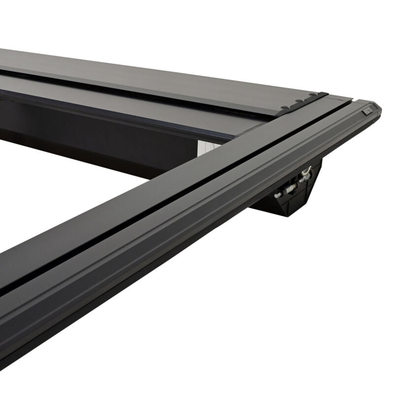 Westin 24-26 Toyota Tacoma 5ft Bed Manual Retractable Tonneau Cover - Black
