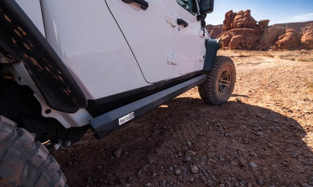 AMP Research 20 - 24 Jeep JT Gladiator (Launch/Overlnd/Rubicon/Sport/Sport S) PowerStep XL - Black - CPC Performance